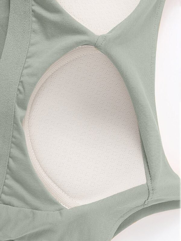 Mapha Scoop Neck Cropped Cami with Chest Pads - Image 7