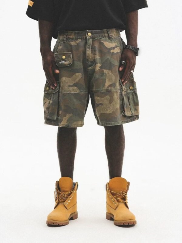 EliteGear Men's Plus Size Camo Cargo Shorts with Multiple Pockets - Image 3