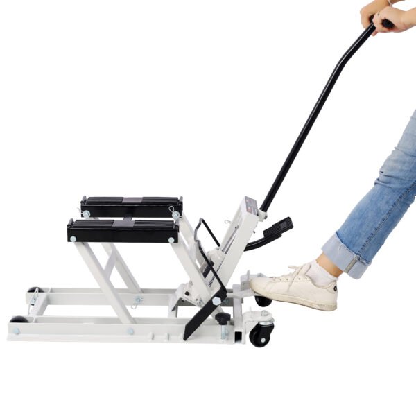 Metal Lifting Jacks - Image 9