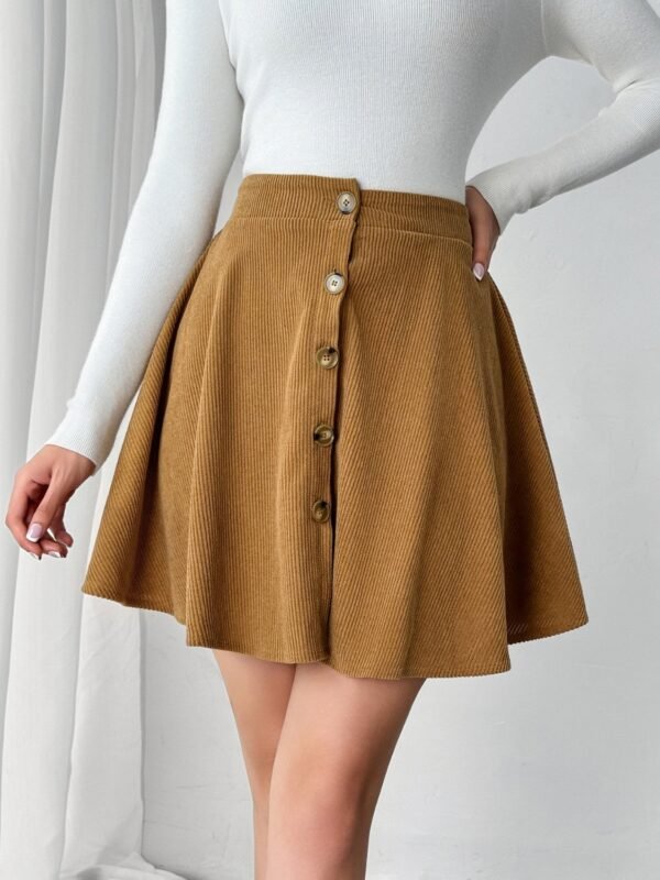 Zen Q Buttoned Mini Skirt - Image 5