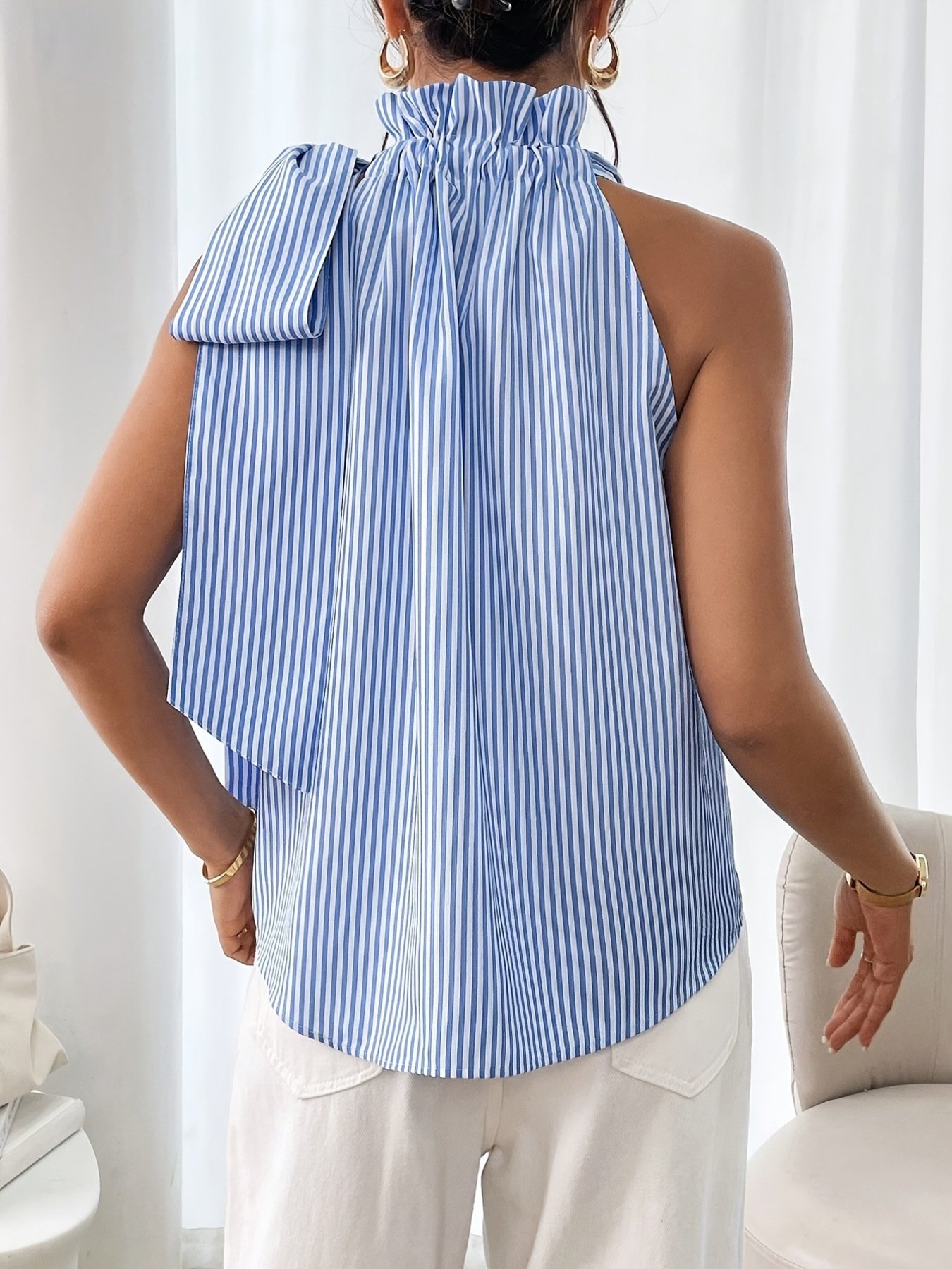 Casual Luxe Striped Sleeveless Blouse with Bow Tie Detail - Image 4