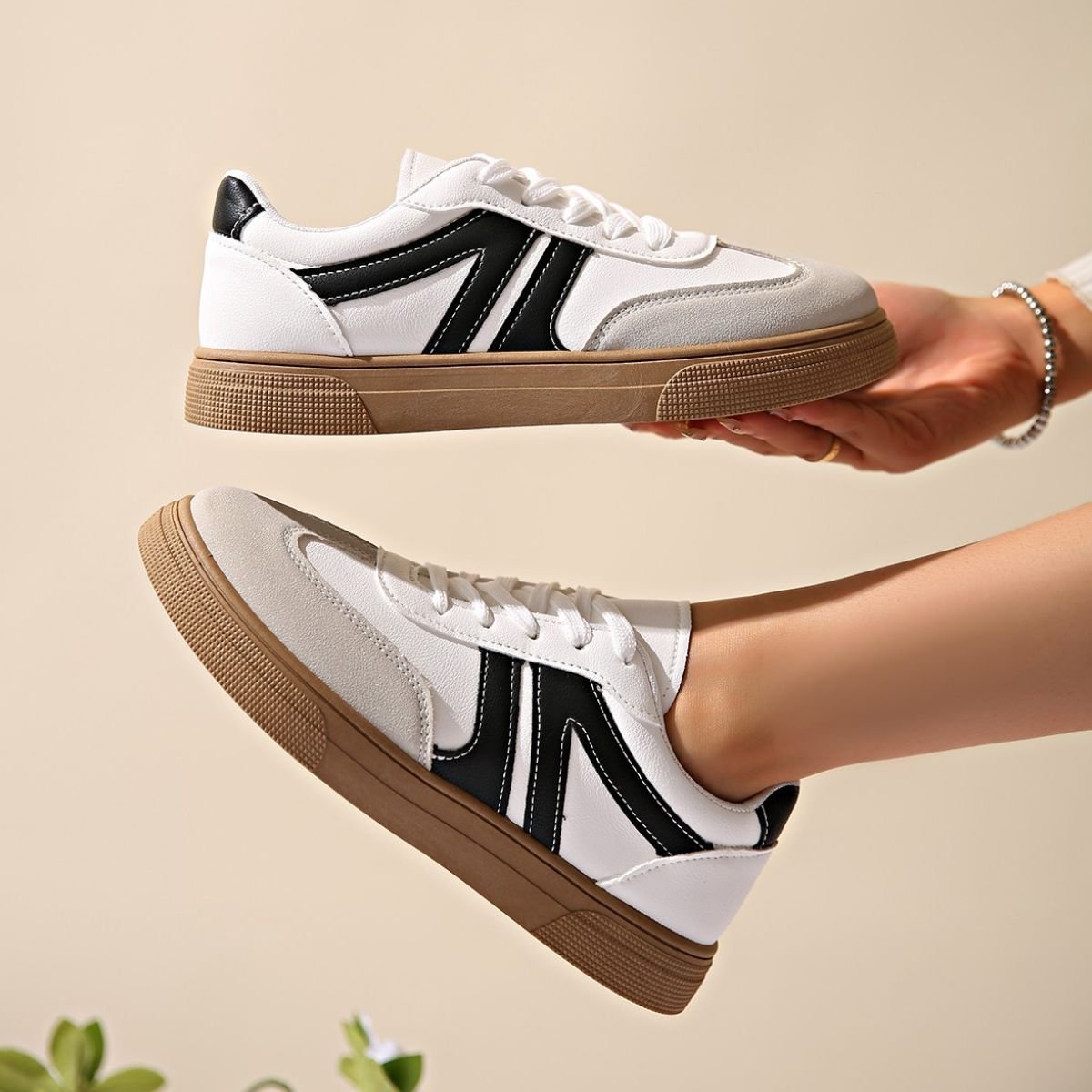 Classy Ballet Flats Lace Up Round Toe Contrast Sneakers - Image 2