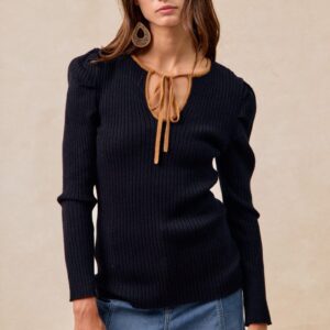 2025/10/1000908820.jpg BiBi BiBi Ribbed Contrast Front Tied Top with Shrried