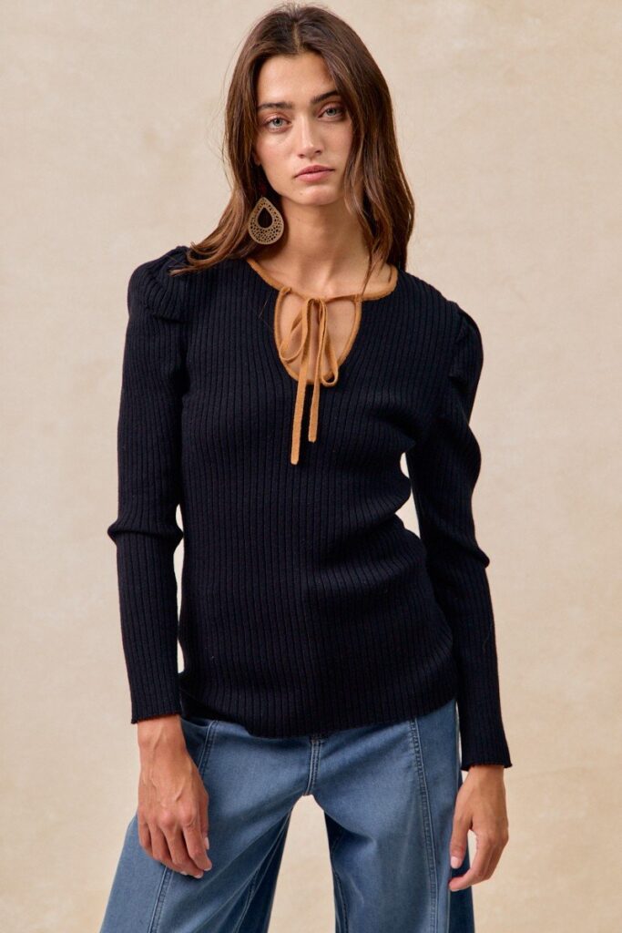 BiBi BiBi Ribbed Contrast Front Tied Top with Shrried